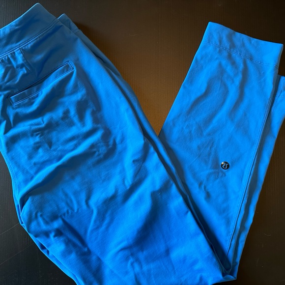 Lululemon Jet Crop Slim - Luxtreme Size 4 - Picture 5 of 6